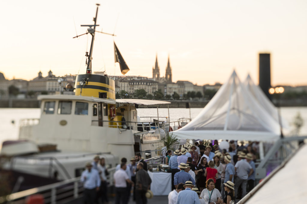 soirée d'entreprise sur un bateau