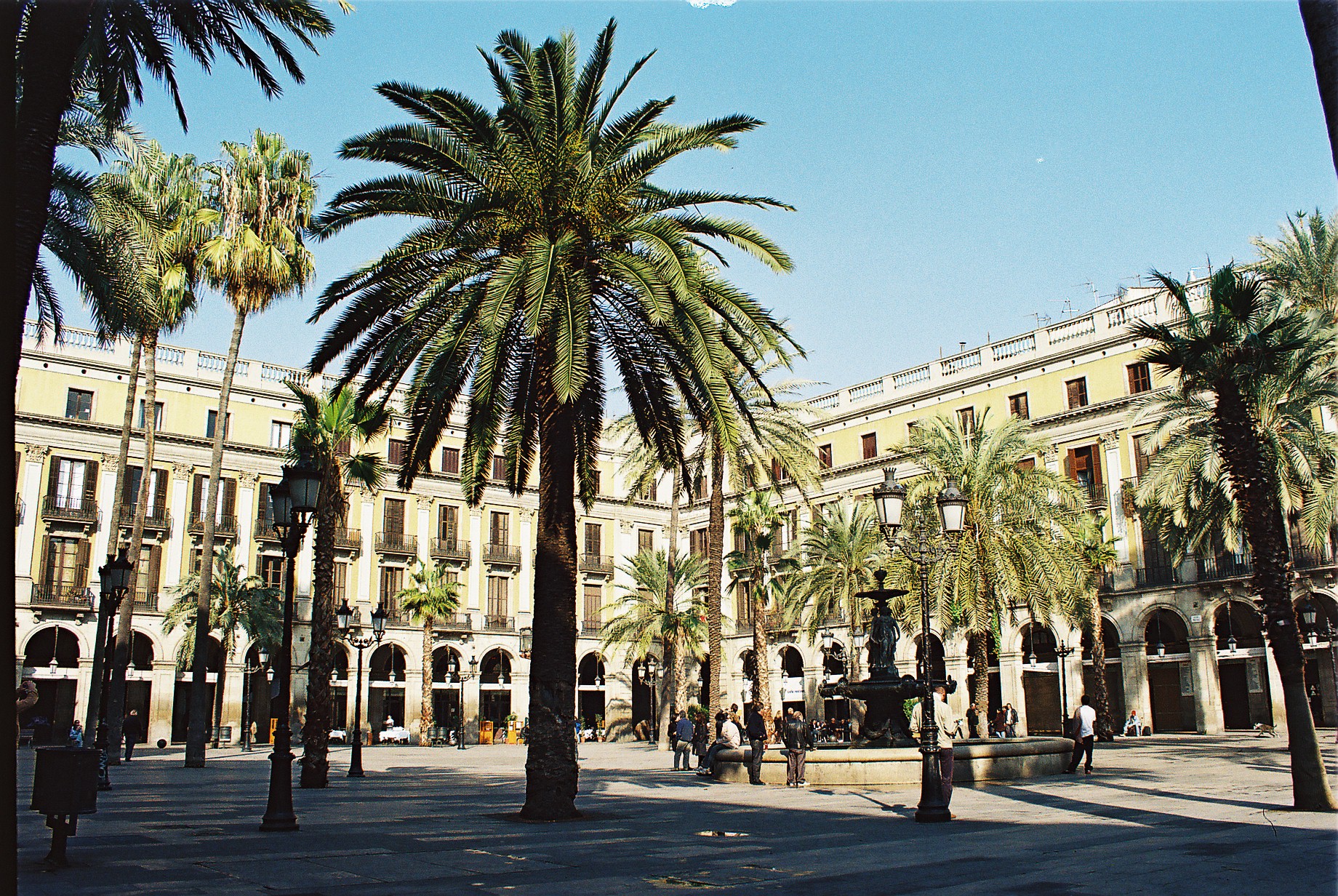 plaza real